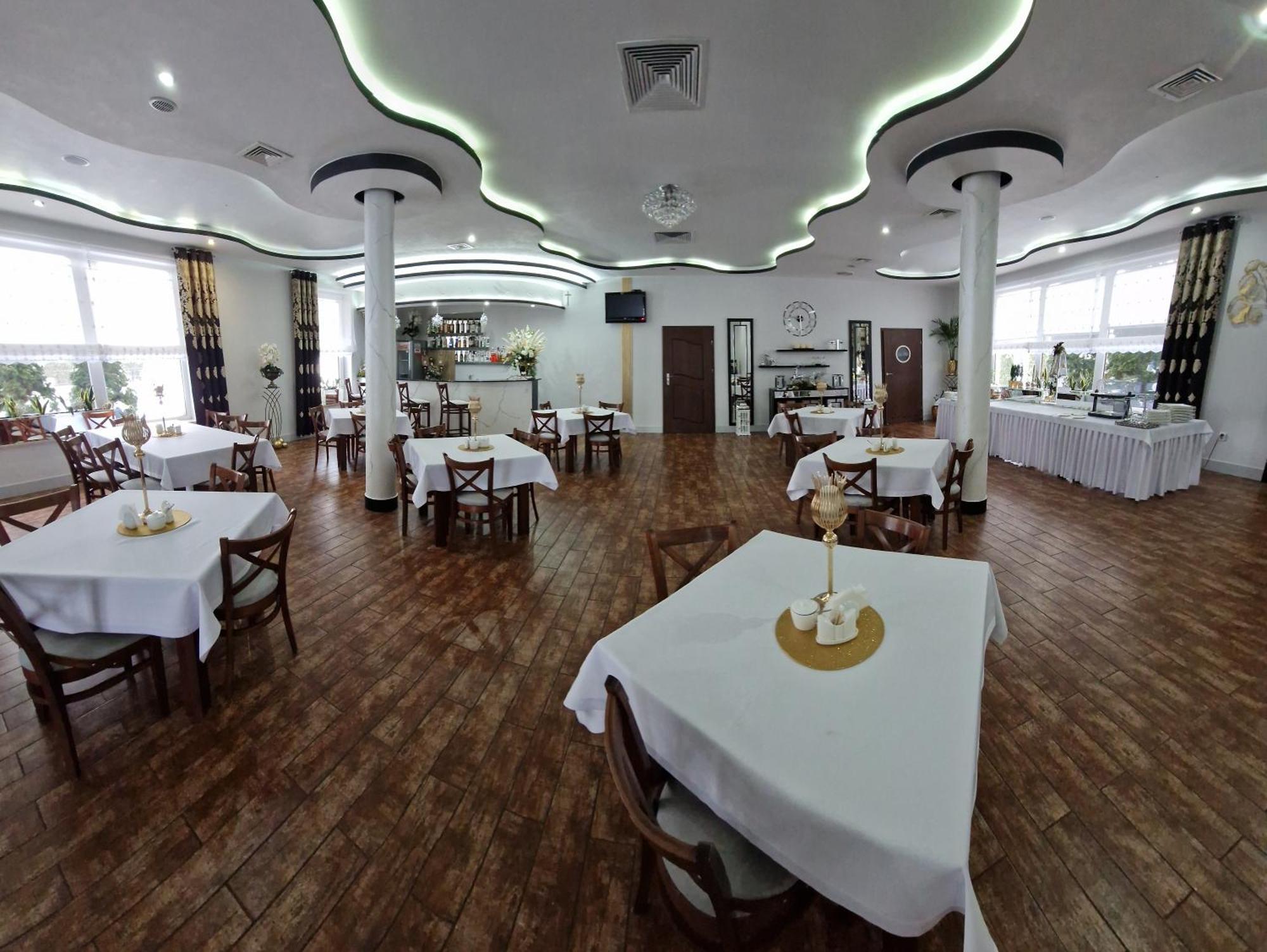 Hotel Cynamon Nowy Sącz Exterior foto