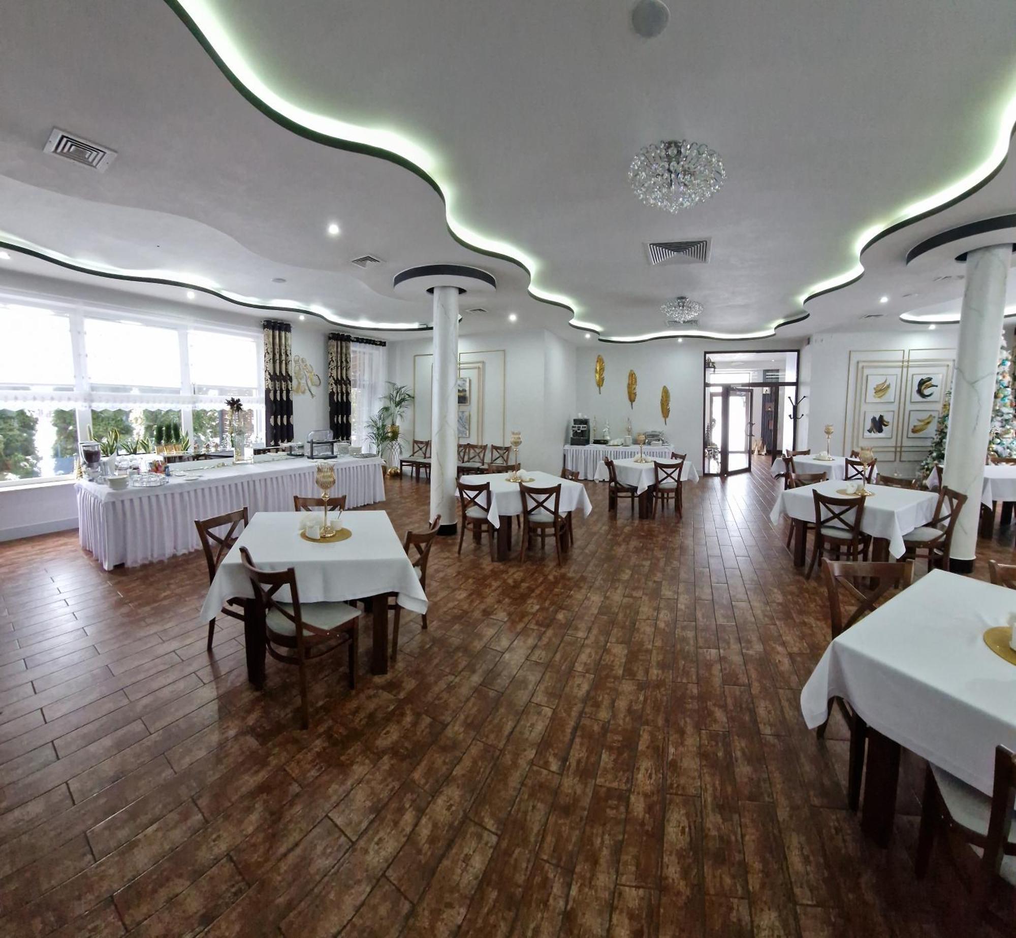 Hotel Cynamon Nowy Sącz Exterior foto
